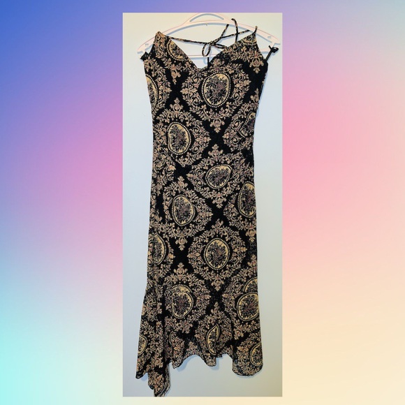 Le chateau lace slip dress - Picture 1 of 3